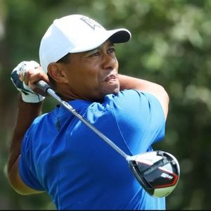 tiger woods aeroreact polo